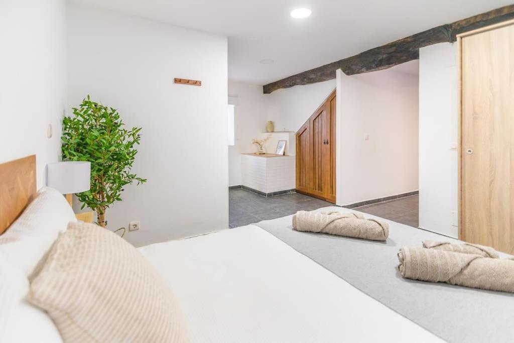 Precioso Piso Estilo Rustico A 10 Min De Santander Apartment Camargo Exterior photo